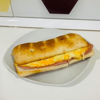 Panini jamón y queso