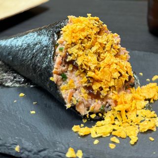 Temaki de Salmão Grelhado com Doritos