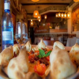 Pizza Angélica (Jamón, Atún y Gambas)