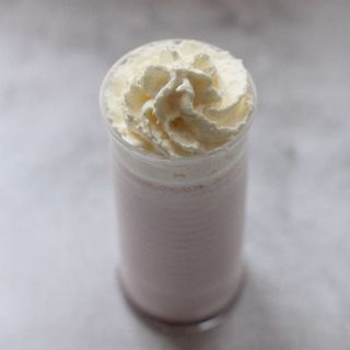 Тропический молочный коктейль