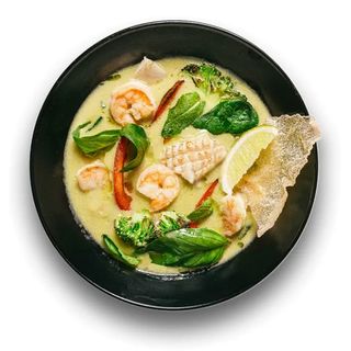 Зелене карі з морепродуктами та паровим рисом Басматі (гостре )