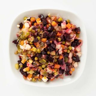 Ensalada "Vinegret" De Remolacha, Patata Y Pepinillo