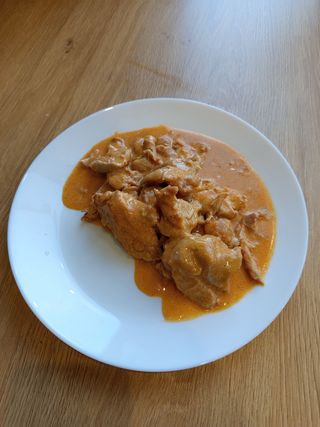 Filet z kurczaka w sosie własnym