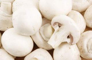 Champiñón Entero Bandeja 250 Grs