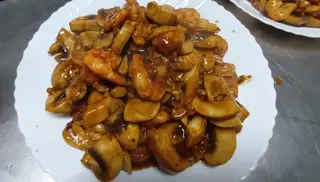 Pollo Con Almendras