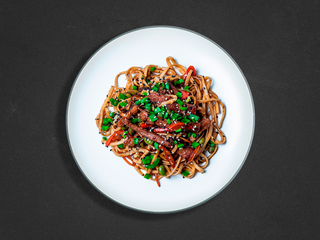 Удон зі свининою 300 г