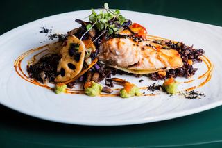 LOMO DE SALMÓN CON TOQUE "JAPO"