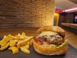 Hamburguesa Clásica