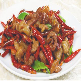 Intestino di maiale saltato con peperoncino piccanti