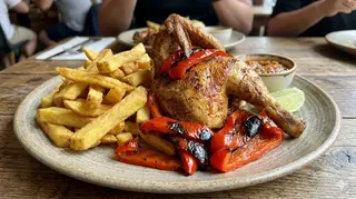 Plato De Medio Pollo Asado