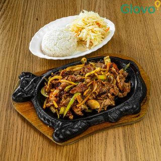 Wieprzowina na gorącym półnisku 850g