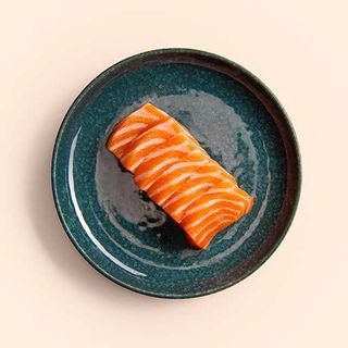 20. Sashimi de salmón