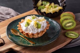 Tartă cu kiwi și ananas