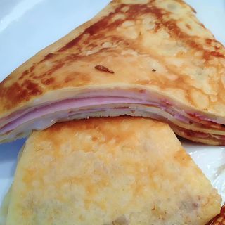 Crep con Jamón y Queso