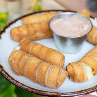 Tequeños Venezolanos