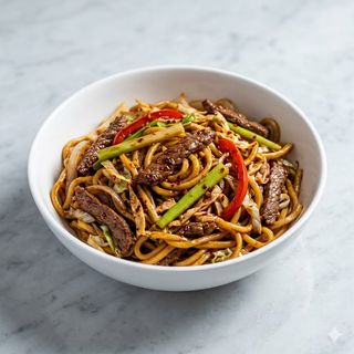 Yakisoba De Ternera Con Salsa Picante