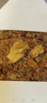 Arroz frito con pollo