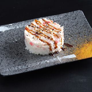 106.Tartar de gambas, surimi (1 ud.)