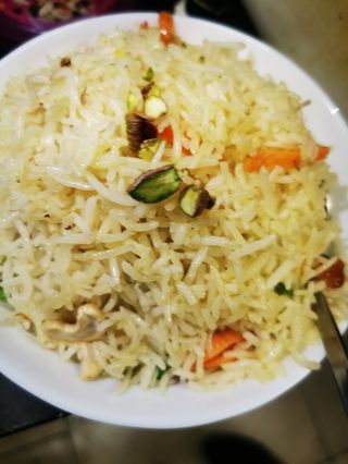 Mutter Pilau Kashamir