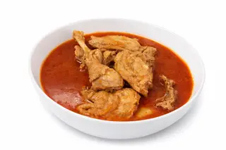 Soupe De ½ Pondeuse & Attiéké