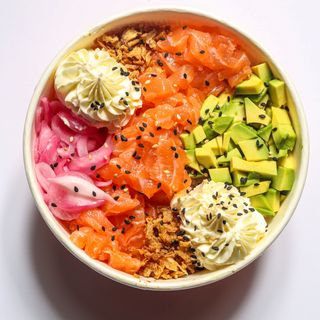 Poke Phila Salmón
