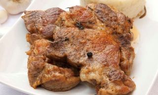 Ceafa de porc la gratar