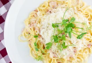 Esparguete à Carbonara