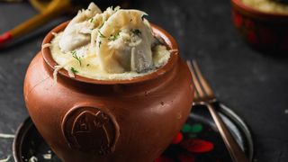 პელმენი ქოთანში