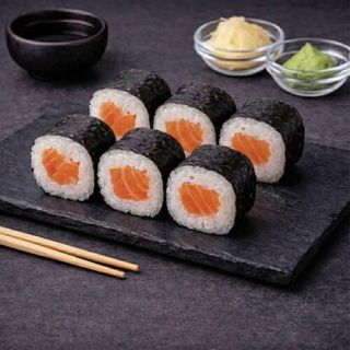 Макі рол з лососем (6шт./120г)