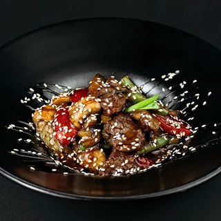 Удон с телятиною та овочами