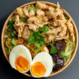 Ba Mee Nam ou Haeng