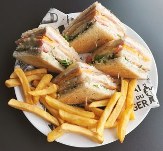 Sándwich La Piraña De Lomo