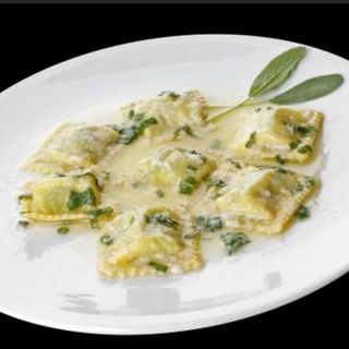 Tortelleni De Nueces Y Gorgonzola