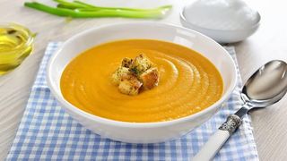 Supă cremă de legume si crutoane 350 g