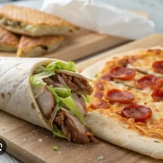 1 Durm kebab + Pizza 28cm+ 2Lata