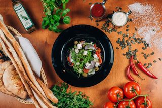 09. Sałatka Grecka Wyspa