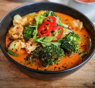 Curry rojo de pollo