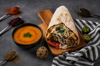 Falafel cu Hummus si Tabouleh + Supa de Linte