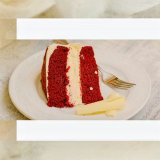 Red Velvet Cheesecake
