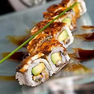 Sushi Uramaki Especial Anguila (8 Uds.)