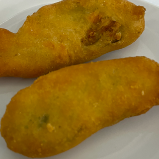 Fiori di zucca pastellati con mozzarella e alici (Un pezzo) New