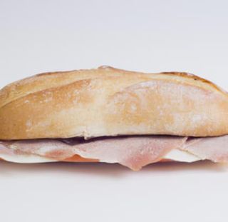 Bocadillo De Jamón (Frío)