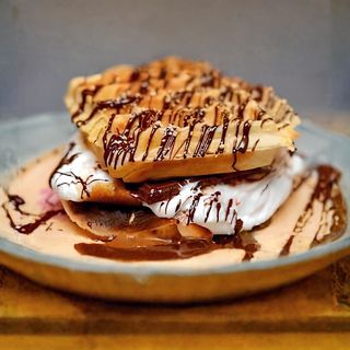 Waffle Nutella, Baileys e panna