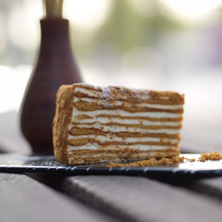 Бал қосылған тоқаш (медовый)