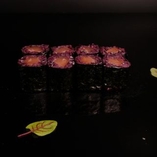 205.Black sake maki