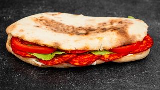 Sendvič sa kulenom 330g