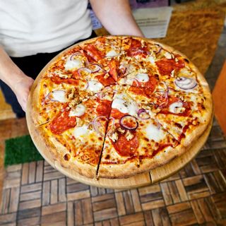 47. Pizza Calabra 24cm