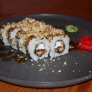 Nuts Eel Roll