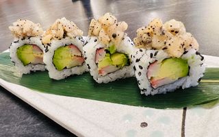 127.- Pez Mantequilla Con Trufa Roll ( 4 Uds.)