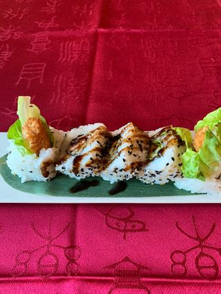 Salmón katsu roll 